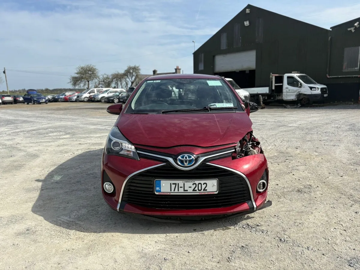 2017 Toyota Yaris automatic - Image 1
