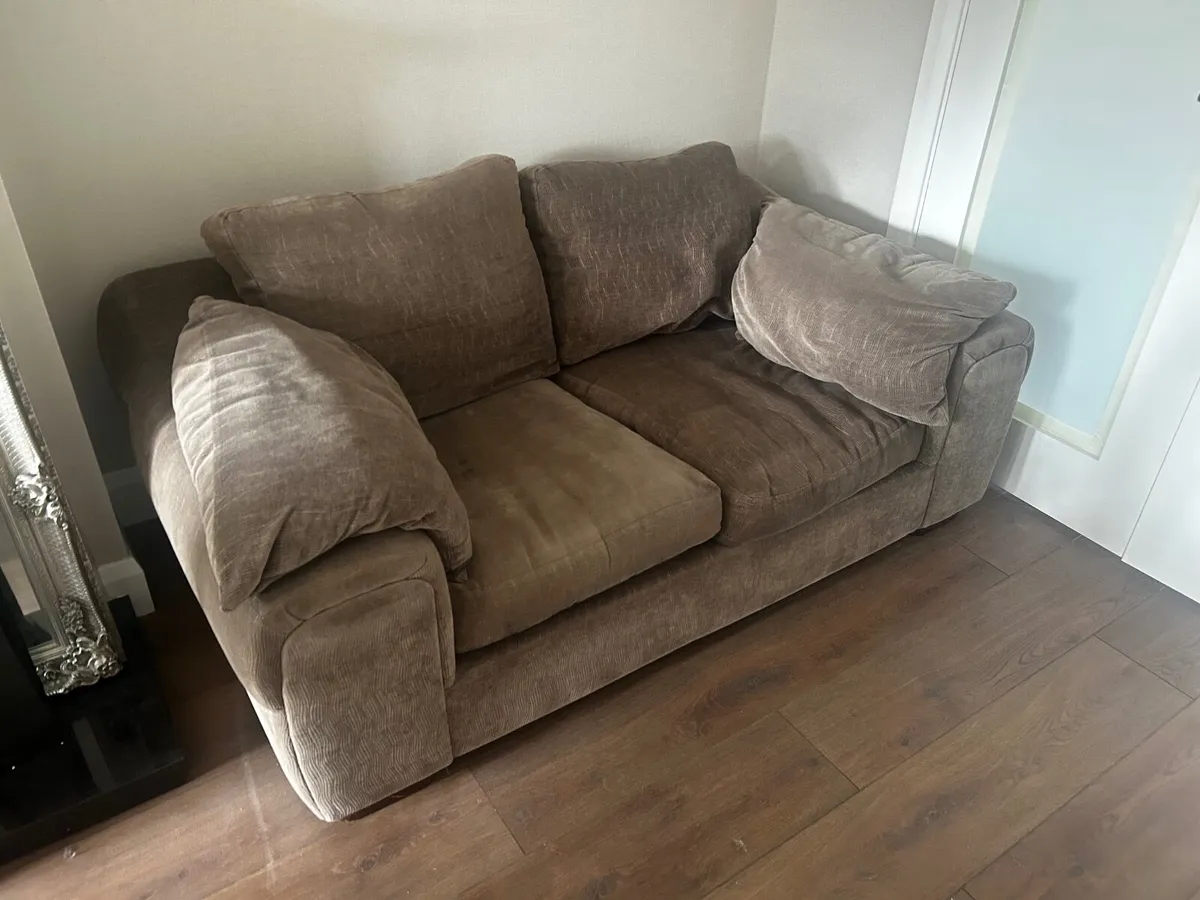 2 Seater Couch - Image 1