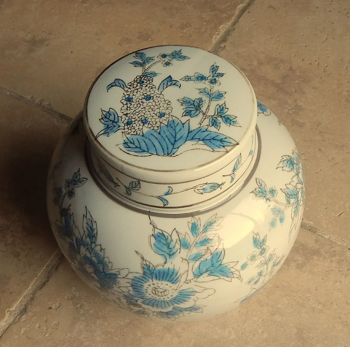 Galt International Hand Painted Ceramic Ginger Jar - Image 3