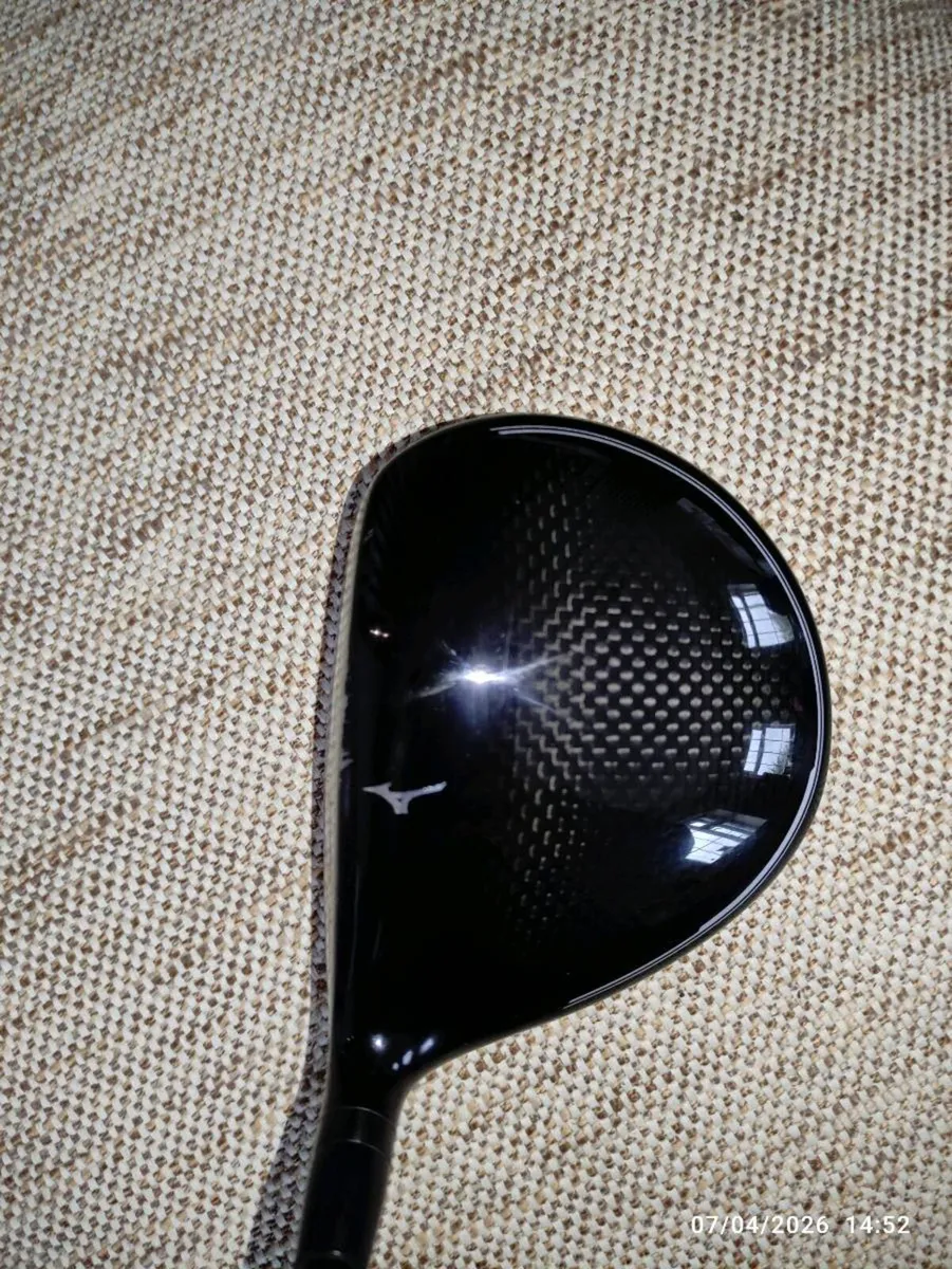 Mizuno ST200 3 Wood. - Image 3