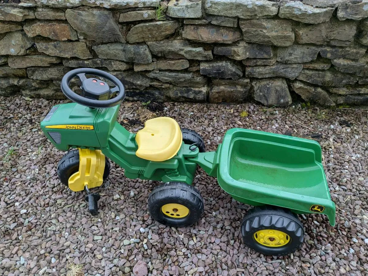 John Deere Pedal tractor with trailer