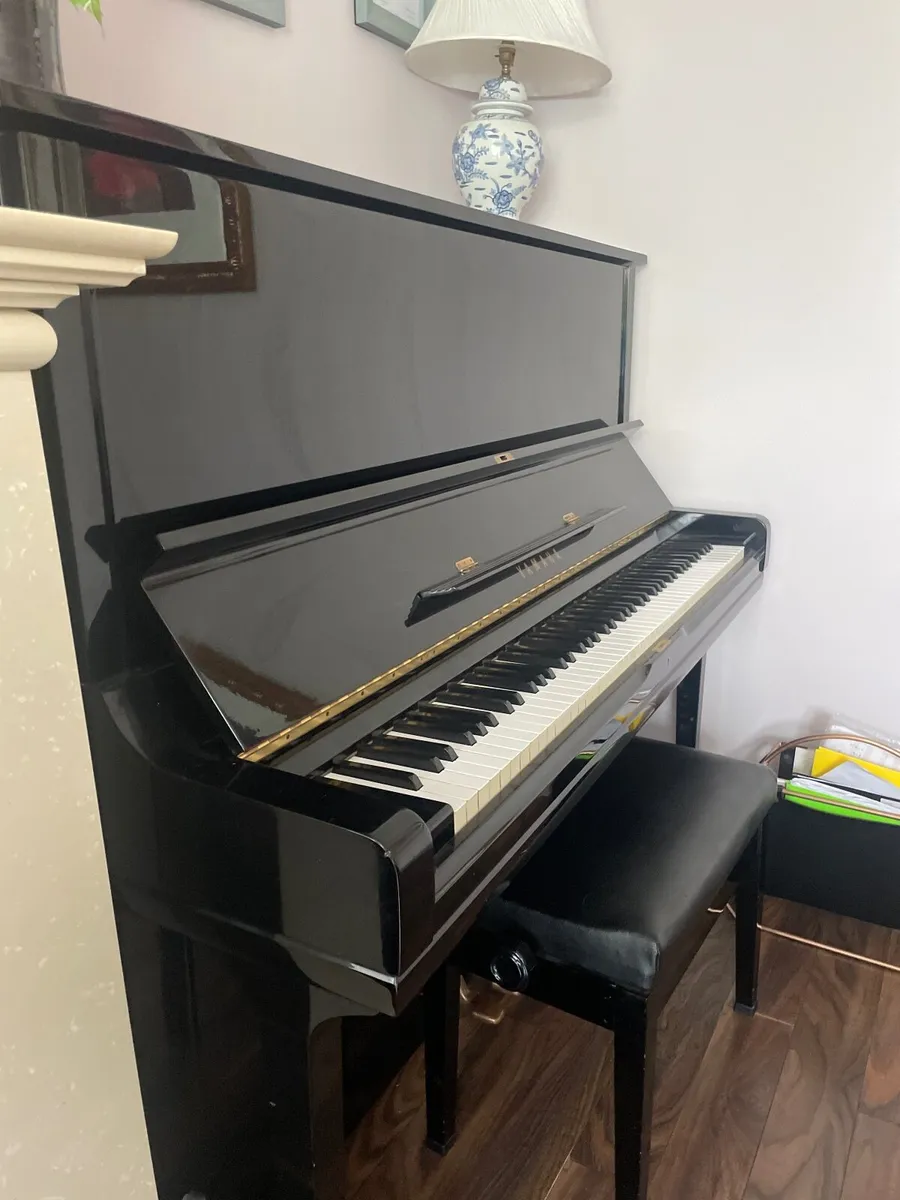 Yamaha U3 piano - Image 3