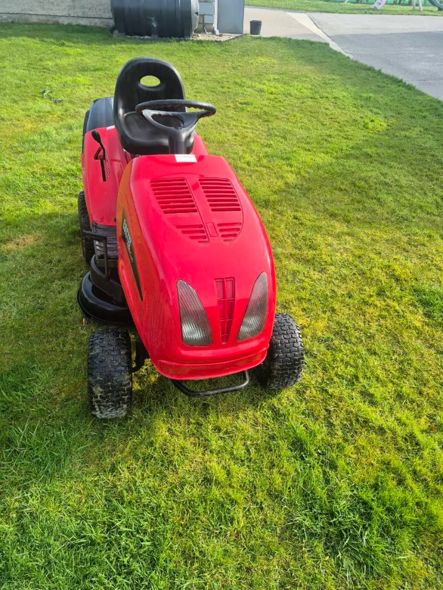 Ride on Lawnmower For sale - Image 2