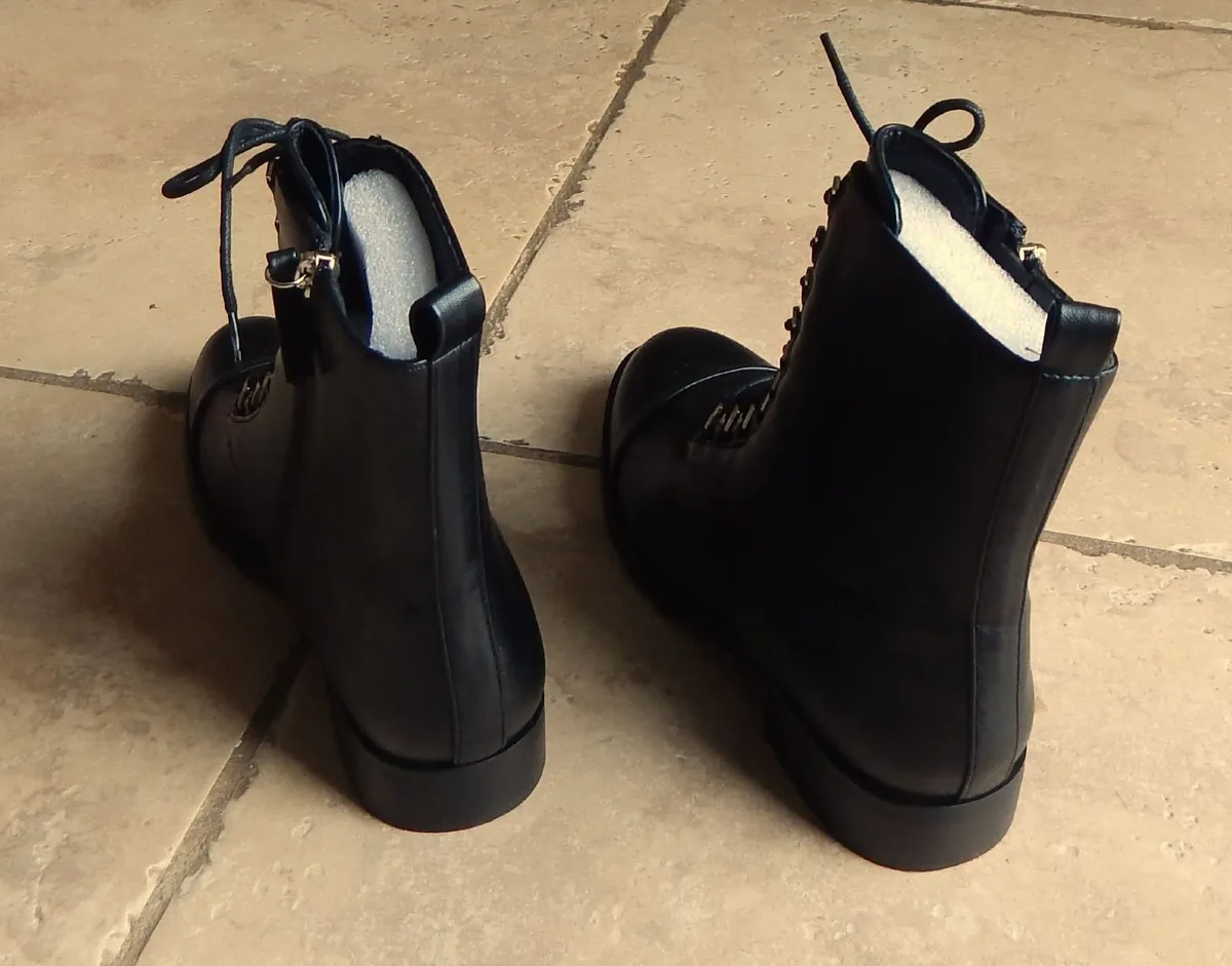 Pair of Ladies Sfera brand Boots Size 39, New - Image 2