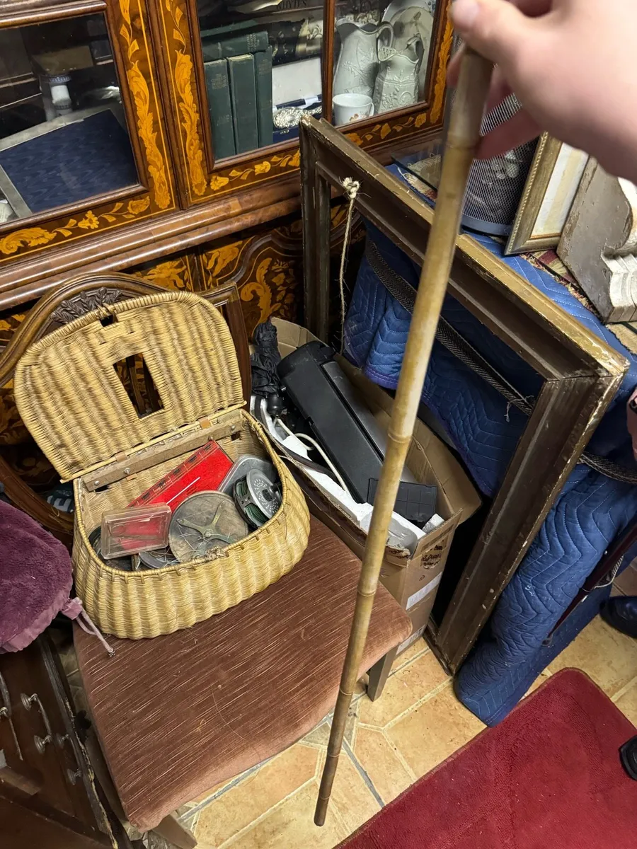Old Victorian fishing basket & net - Image 4
