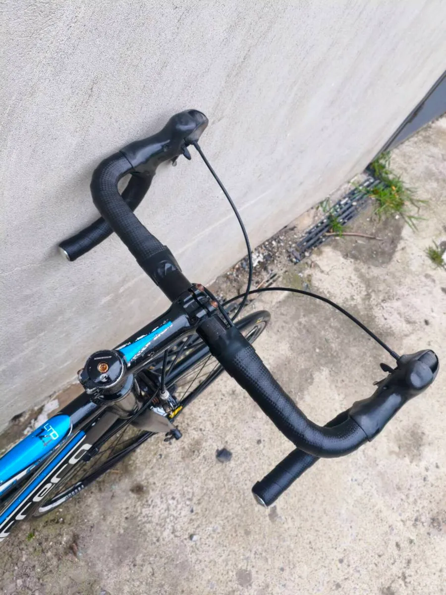 Carrera Road Bike - Image 4