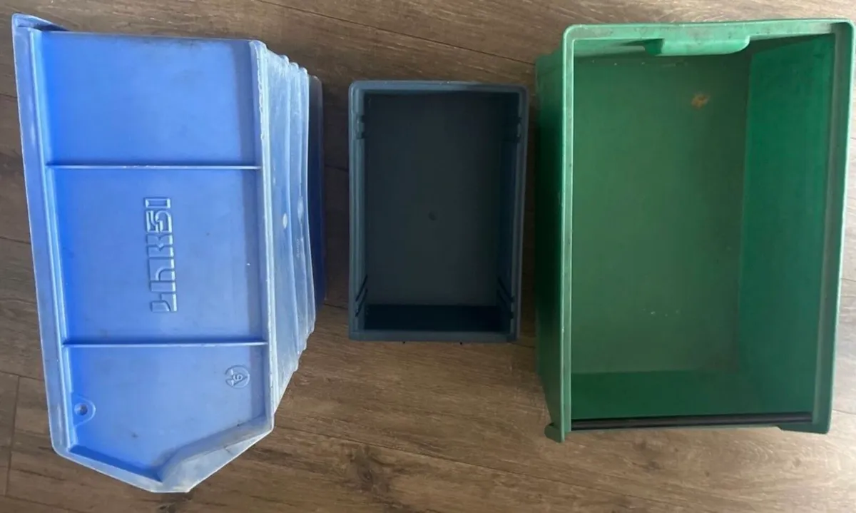 Three hard plastic boxes together €10 - Image 1
