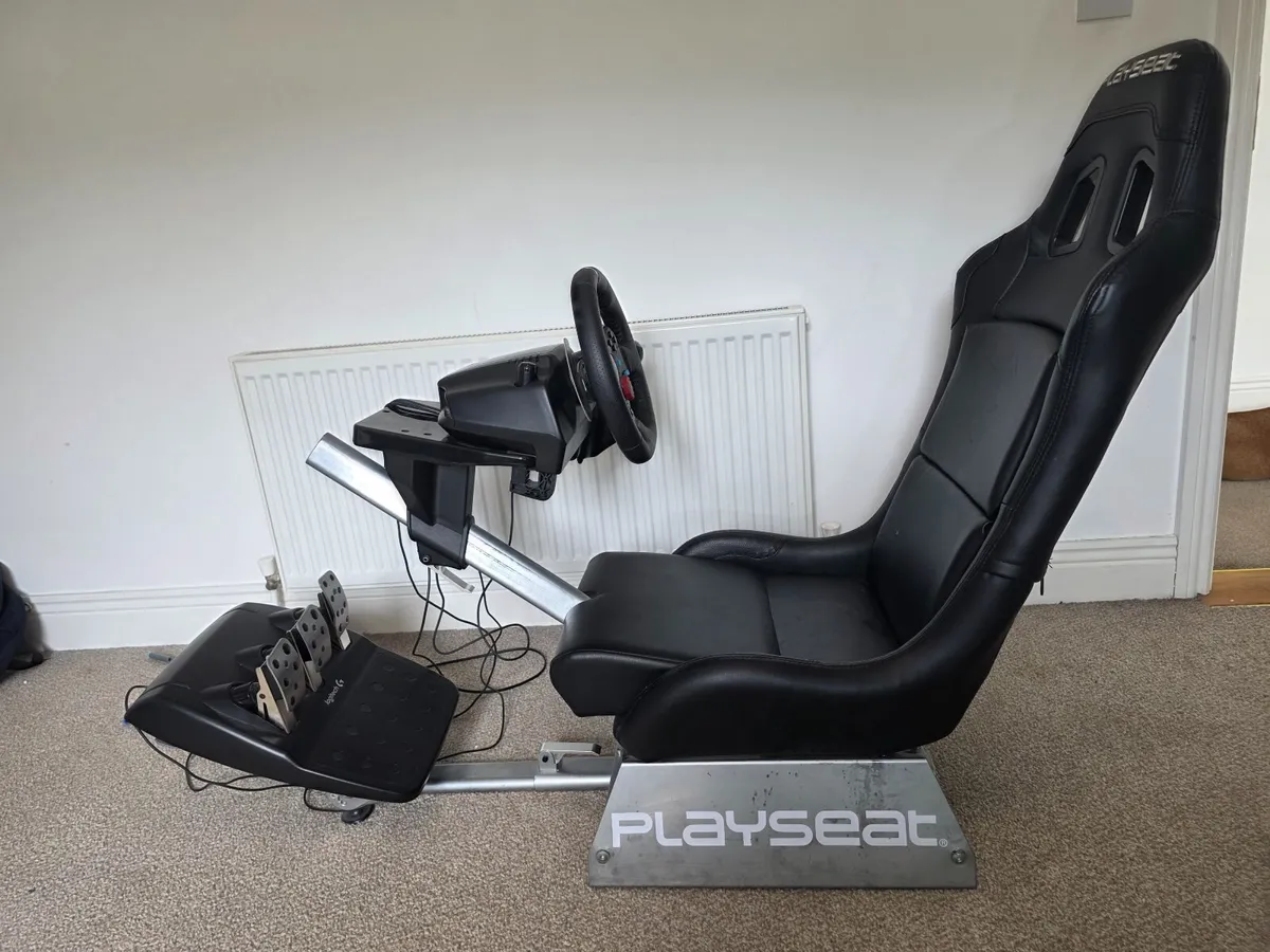Playseat - Image 1