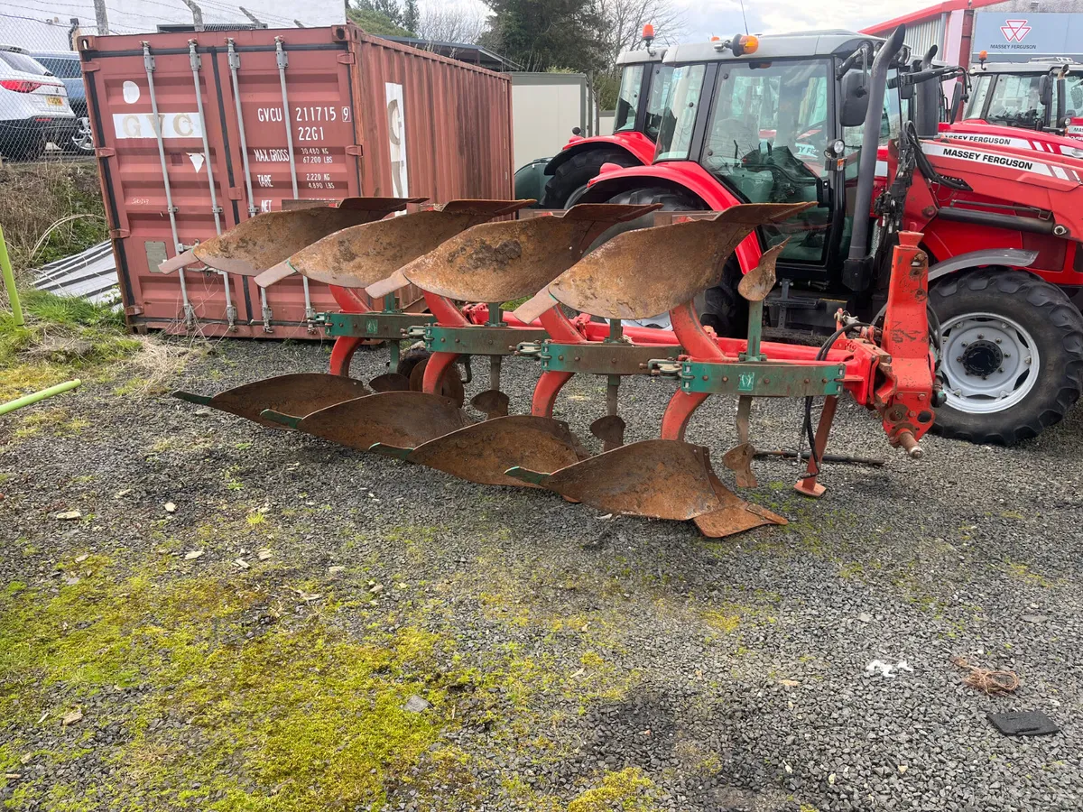 KV 4 Furrow reversible plough - Image 4