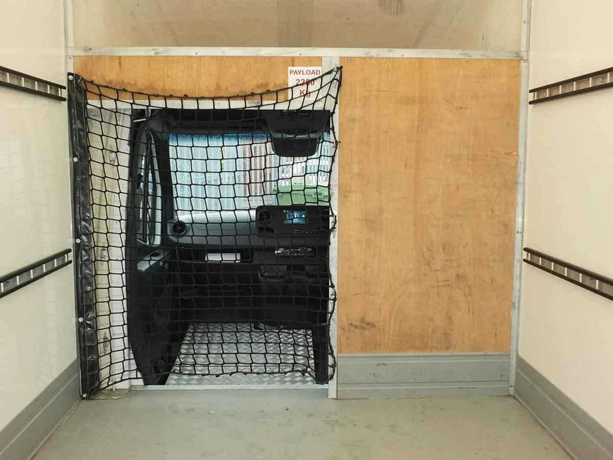 2022 Mercedes-Benz Sprinter Luton Box Van - Image 4