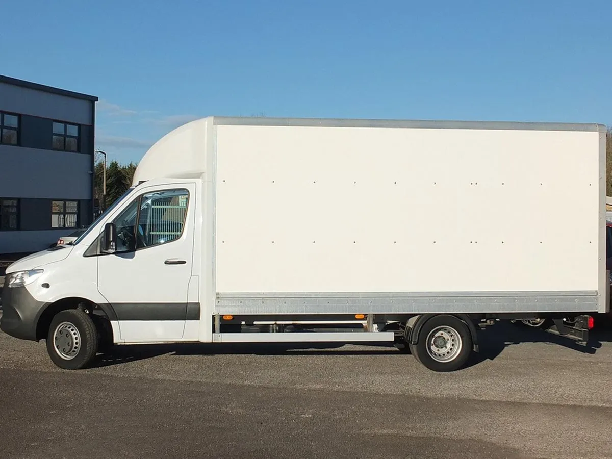 2022 Mercedes-Benz Sprinter Luton Box Van - Image 1