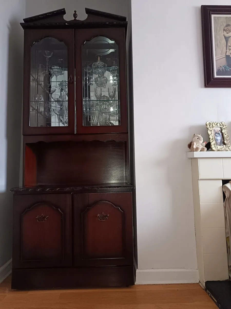 Antique Cabinet Set (€ negotiable) - Image 3