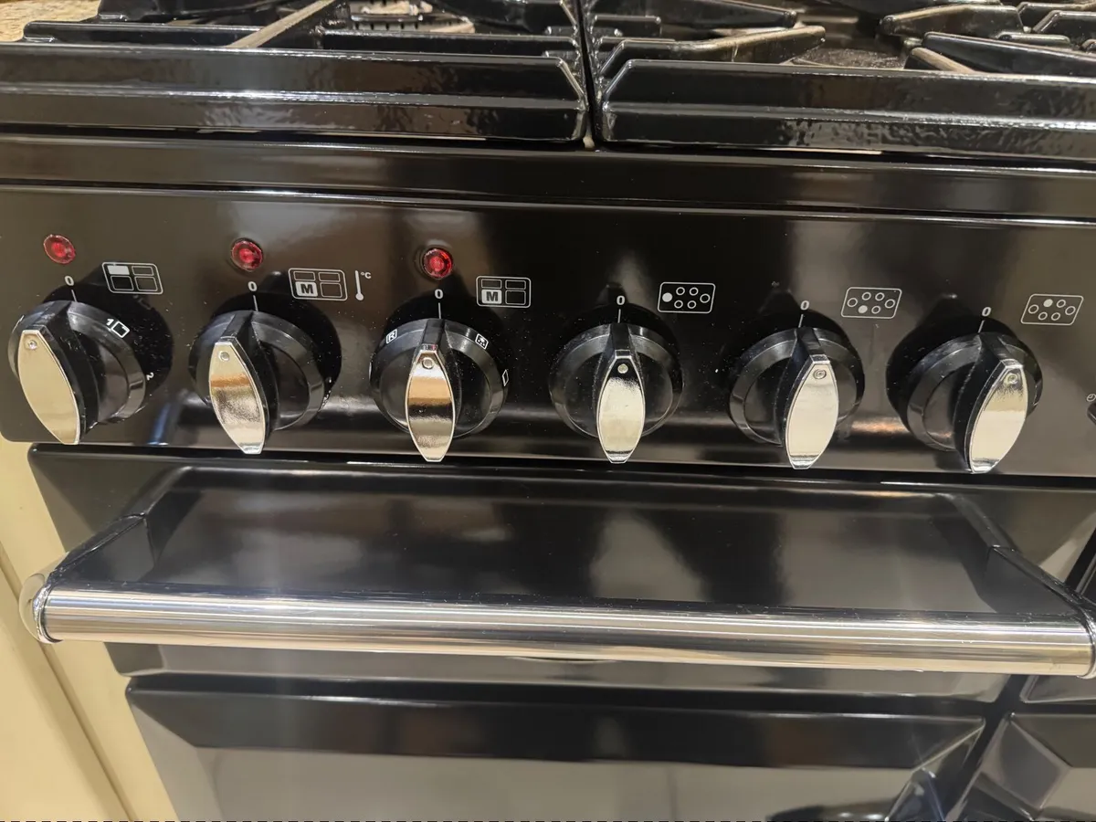 Aga Masterchef gas cooker & hood - Image 3