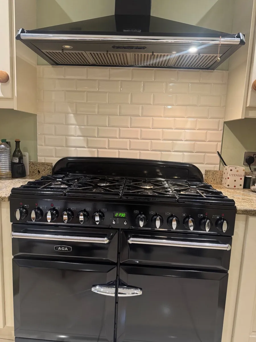 Aga Masterchef gas cooker & hood - Image 2