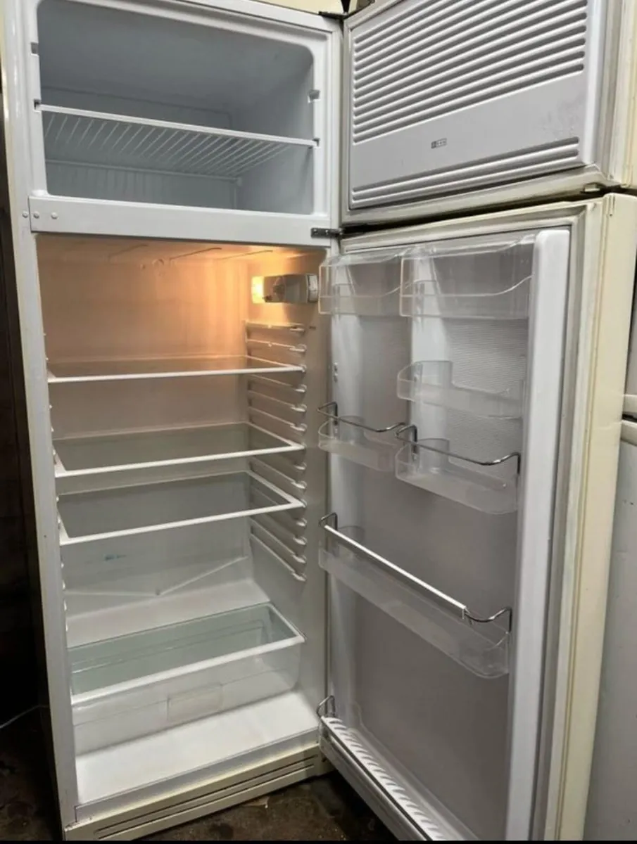 Smeg Fridge Freezer - Image 2