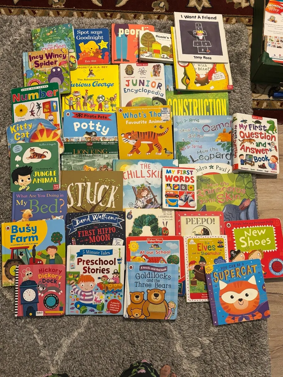 Kids books - Image 1