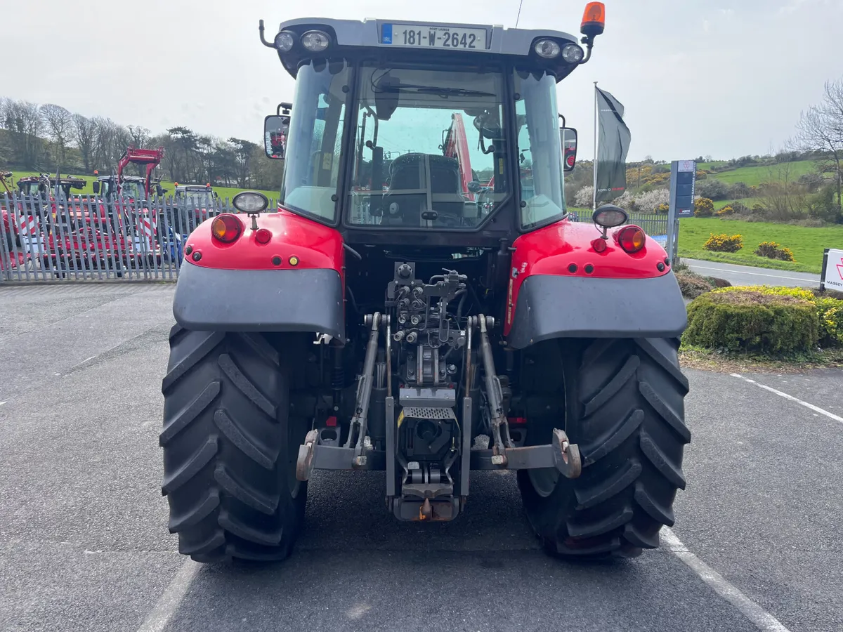 Massey Ferguson 5713 Efficient - Image 4