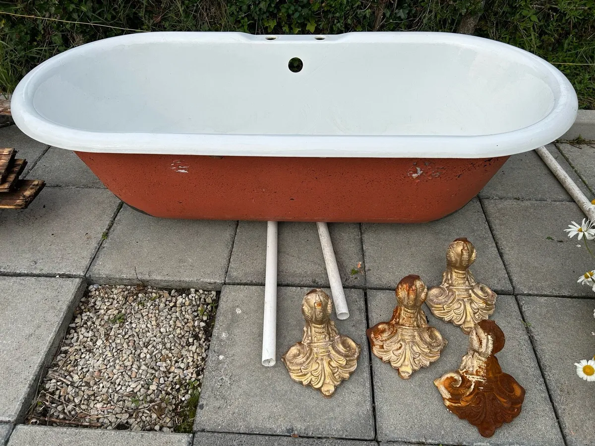 Antique Victorian double ended roll top bath - Image 2