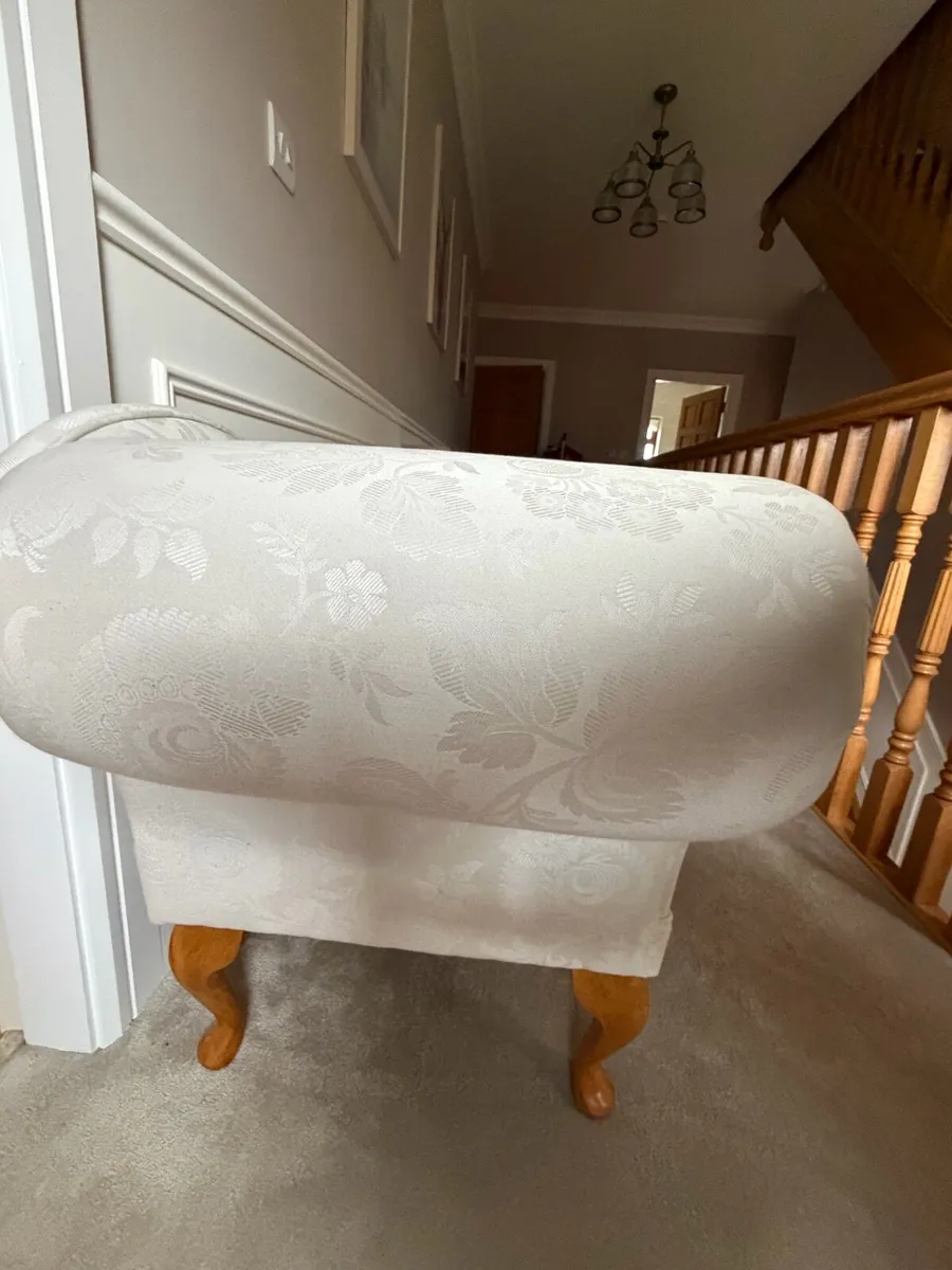 Chaise Lounge - Image 4