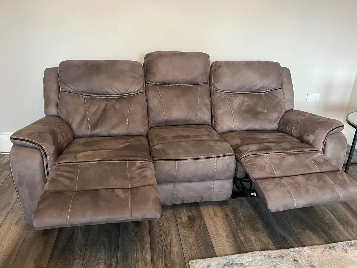 Couch 3 seater - Image 3