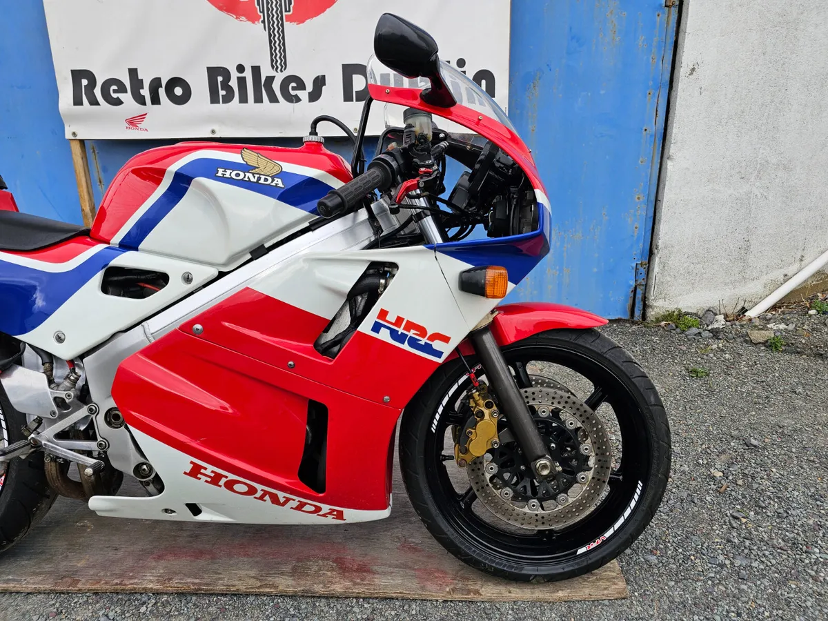 1990 Honda VFR400R NC30 - Image 4