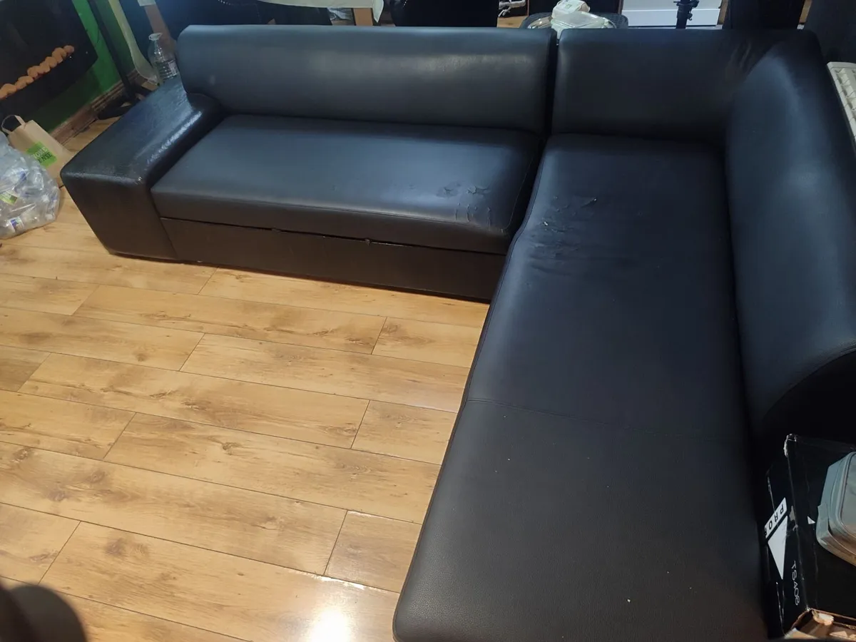 Corner sofa bed - Image 1