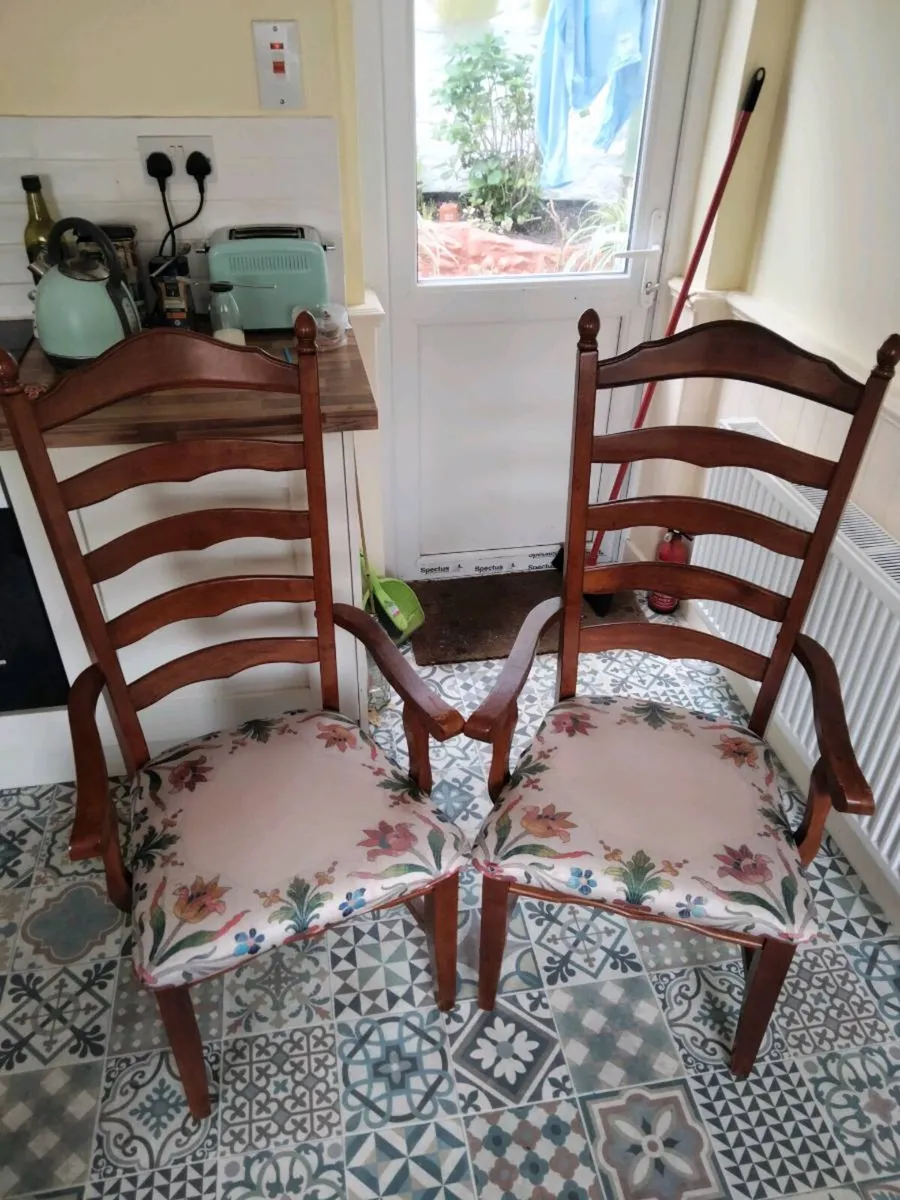 Dining table And two carver Chairs - Image 4