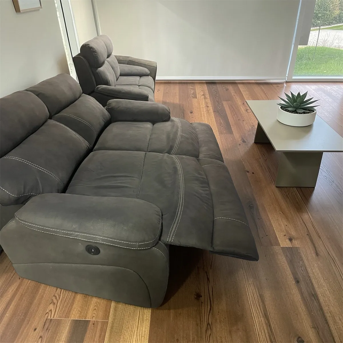 Grey electric 3+2 sofa set sofa couch - Image 1