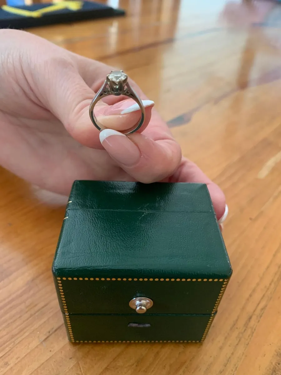 White Gold Diamond Solitaire Ring 1 x 18ct - Image 4