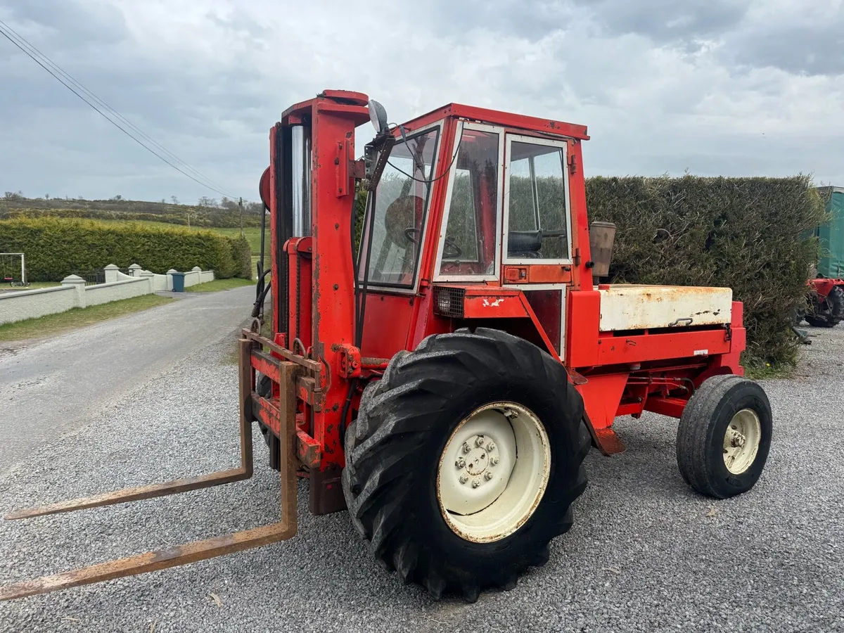 Manitou mb26 rough terrain forklift - Image 1