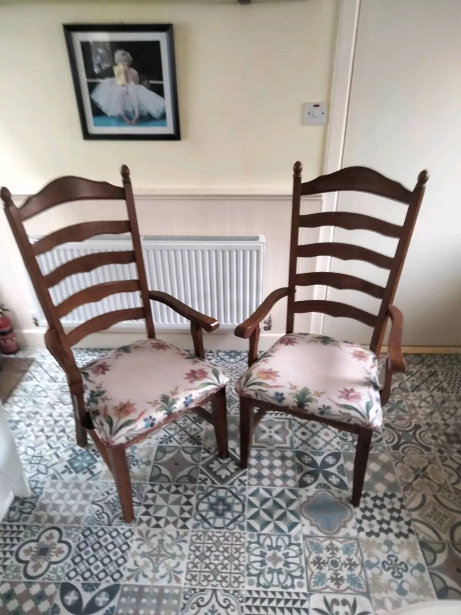 Two Carver Chairs - Image 3