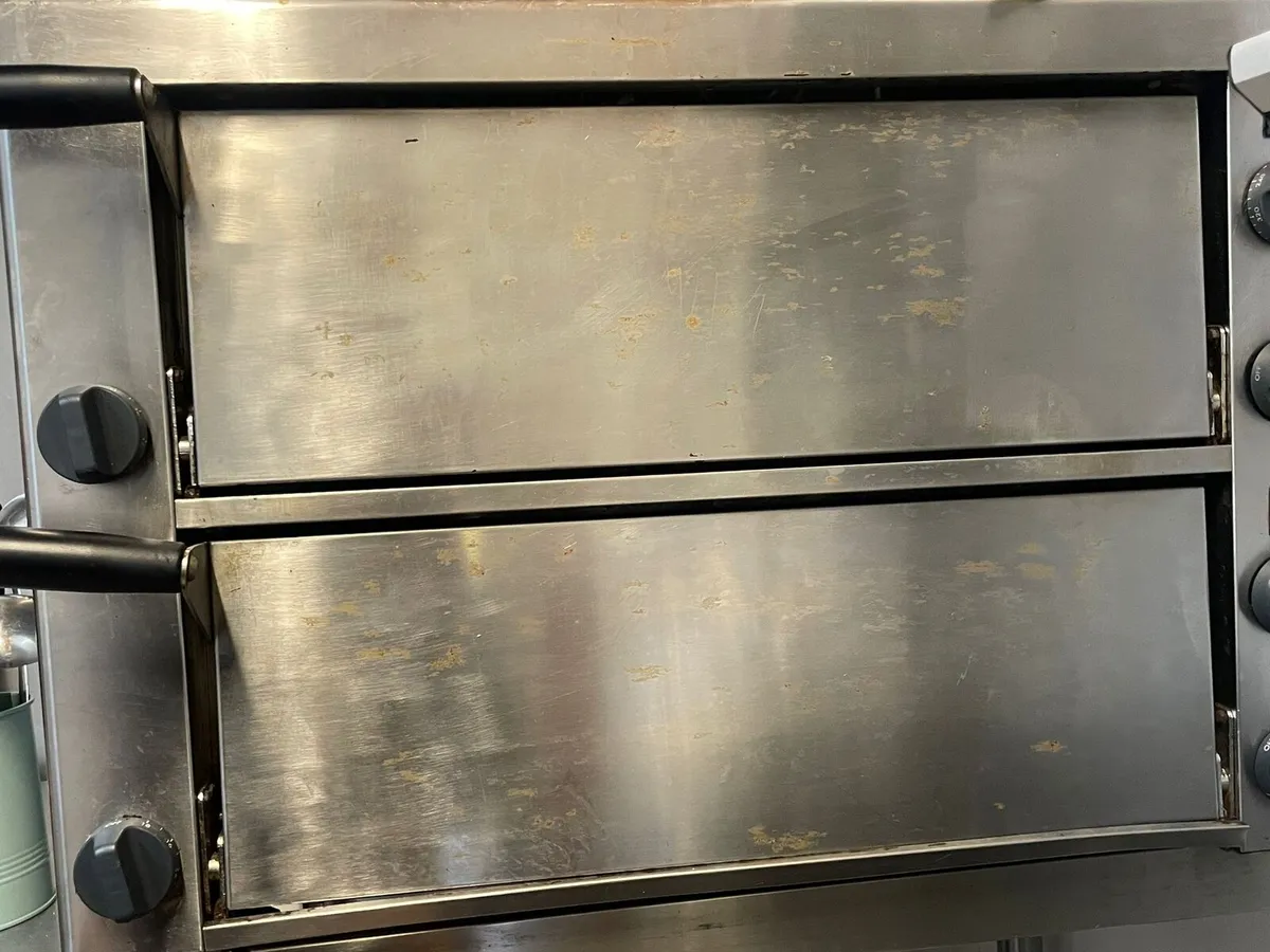 Pizza oven - Image 1