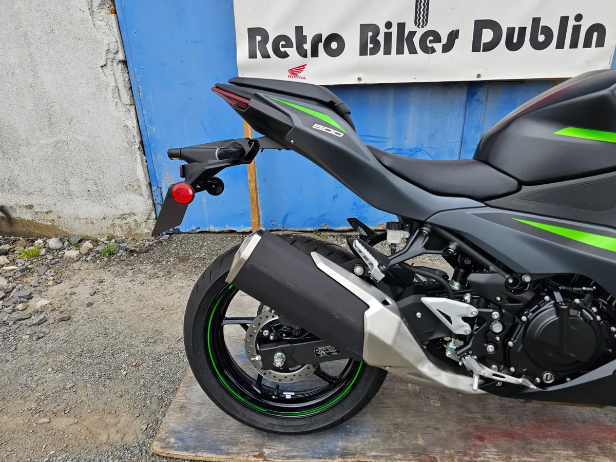 2025 Kawasaki Ninja 500 - Image 4