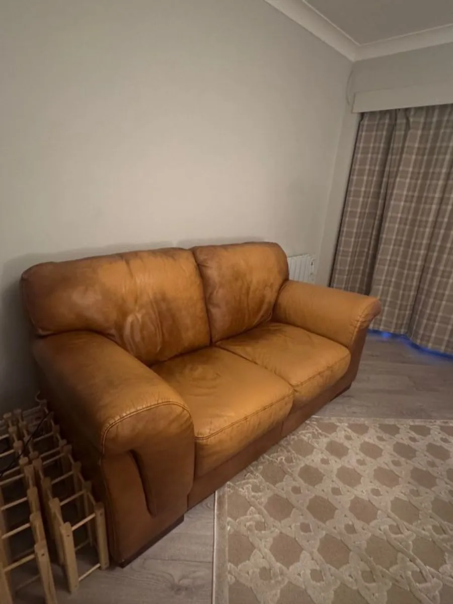 2 seater leather couch - Image 4