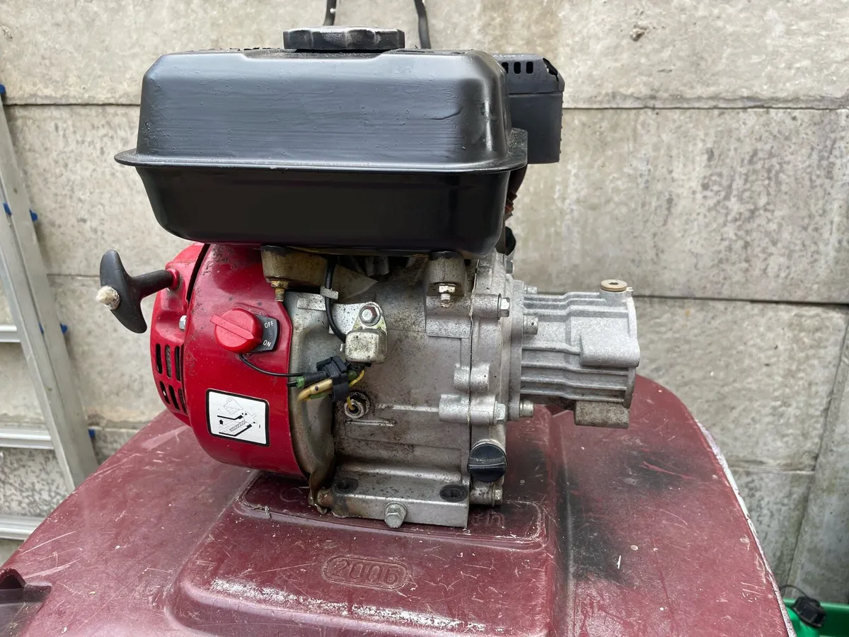 Power Washer Engine Only - Image 1