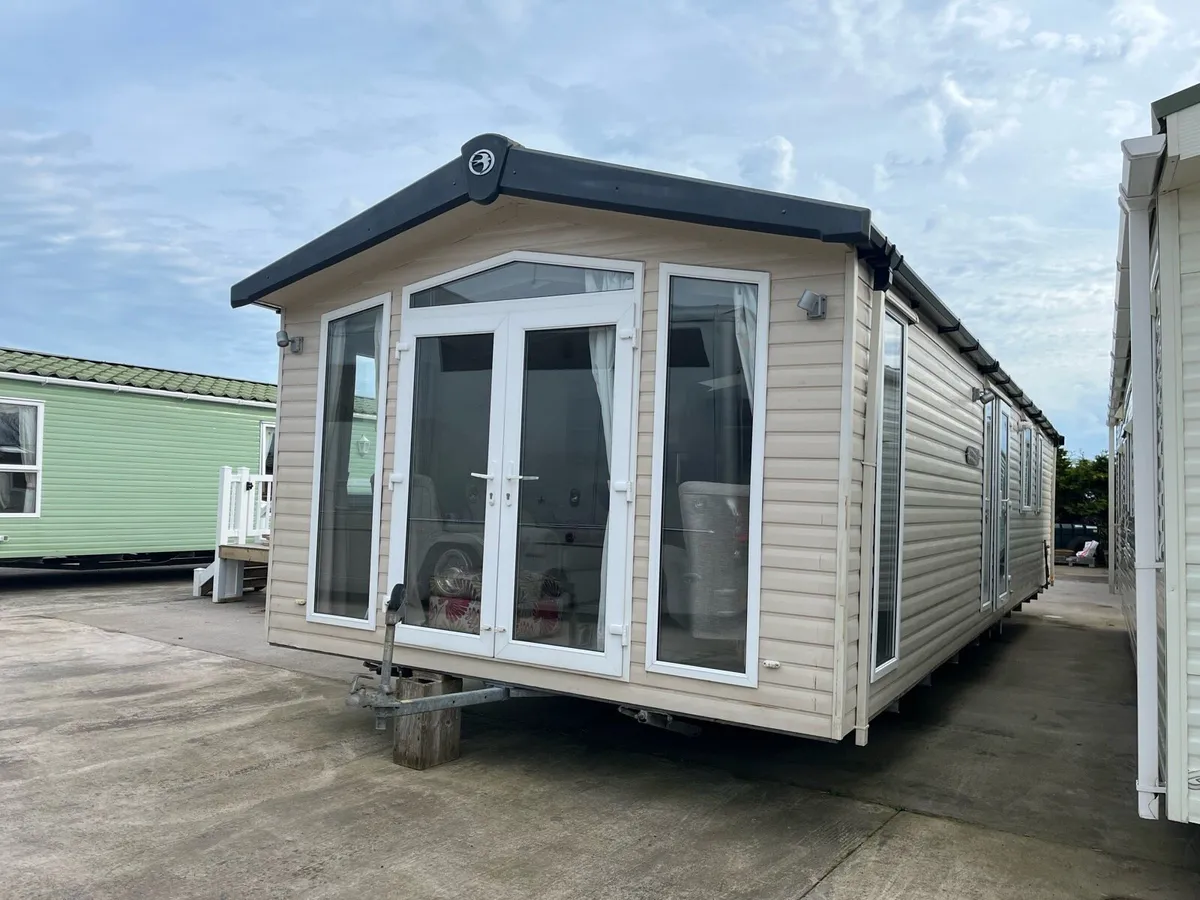 Swift Chamonix mobile home - Image 1