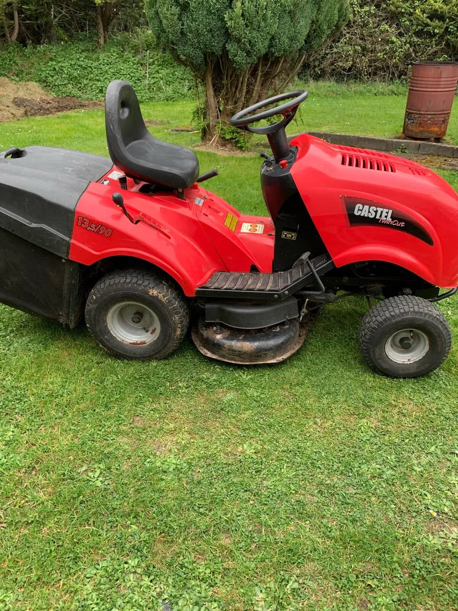 Castle garden mower - Image 1