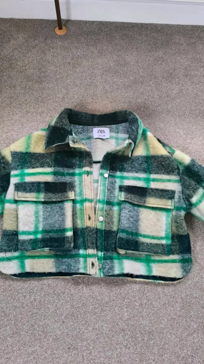 Zara Green Jacket      FB Sister sleeveless jacket - Image 4