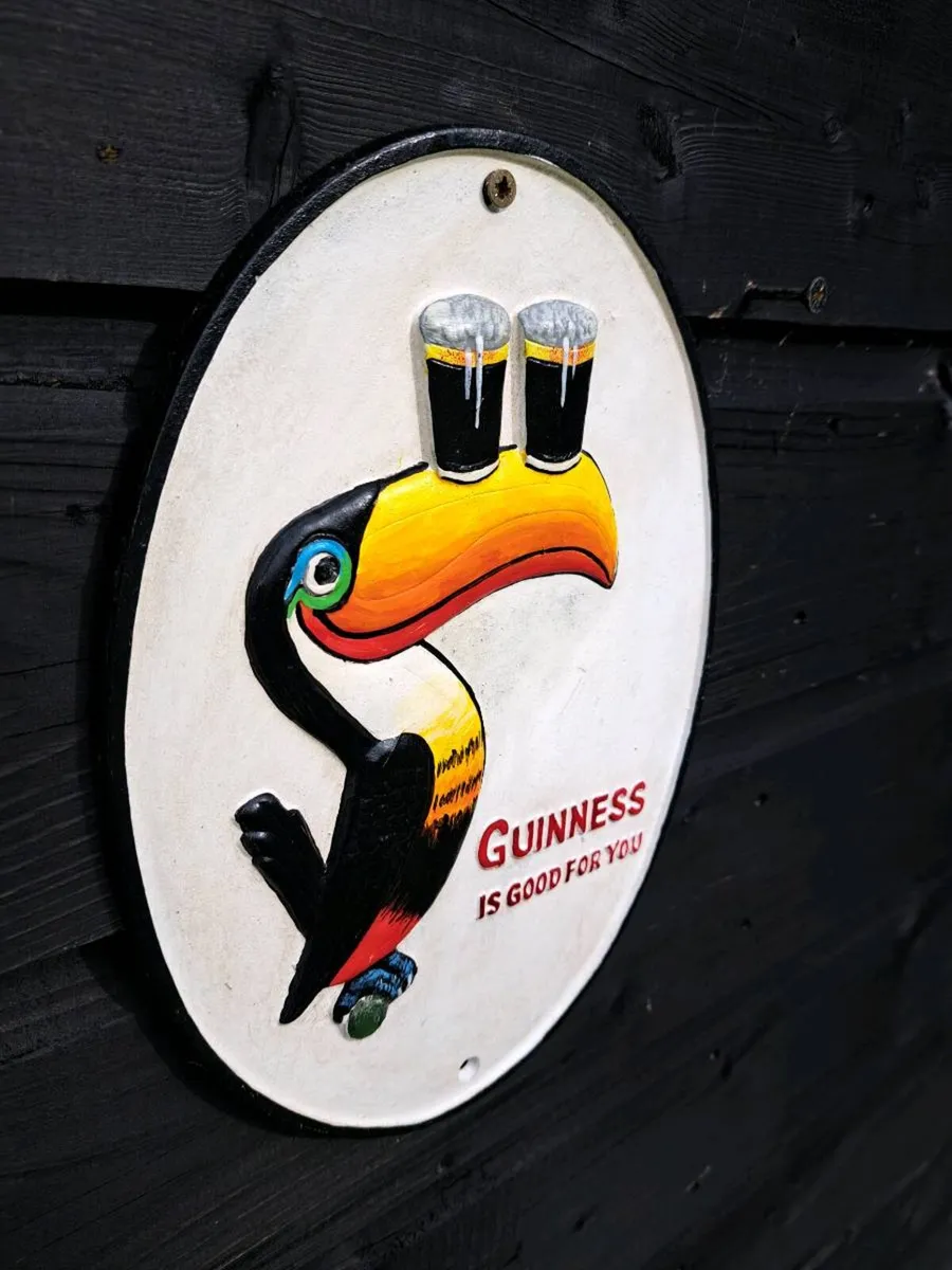 Guinness cast iron sign - Image 2