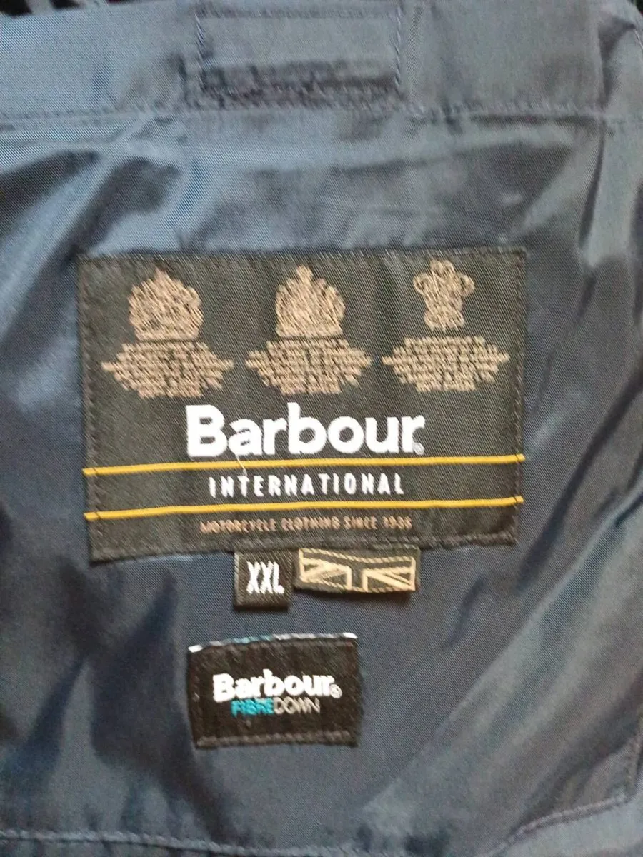Barbour down jacket xxl - Image 2