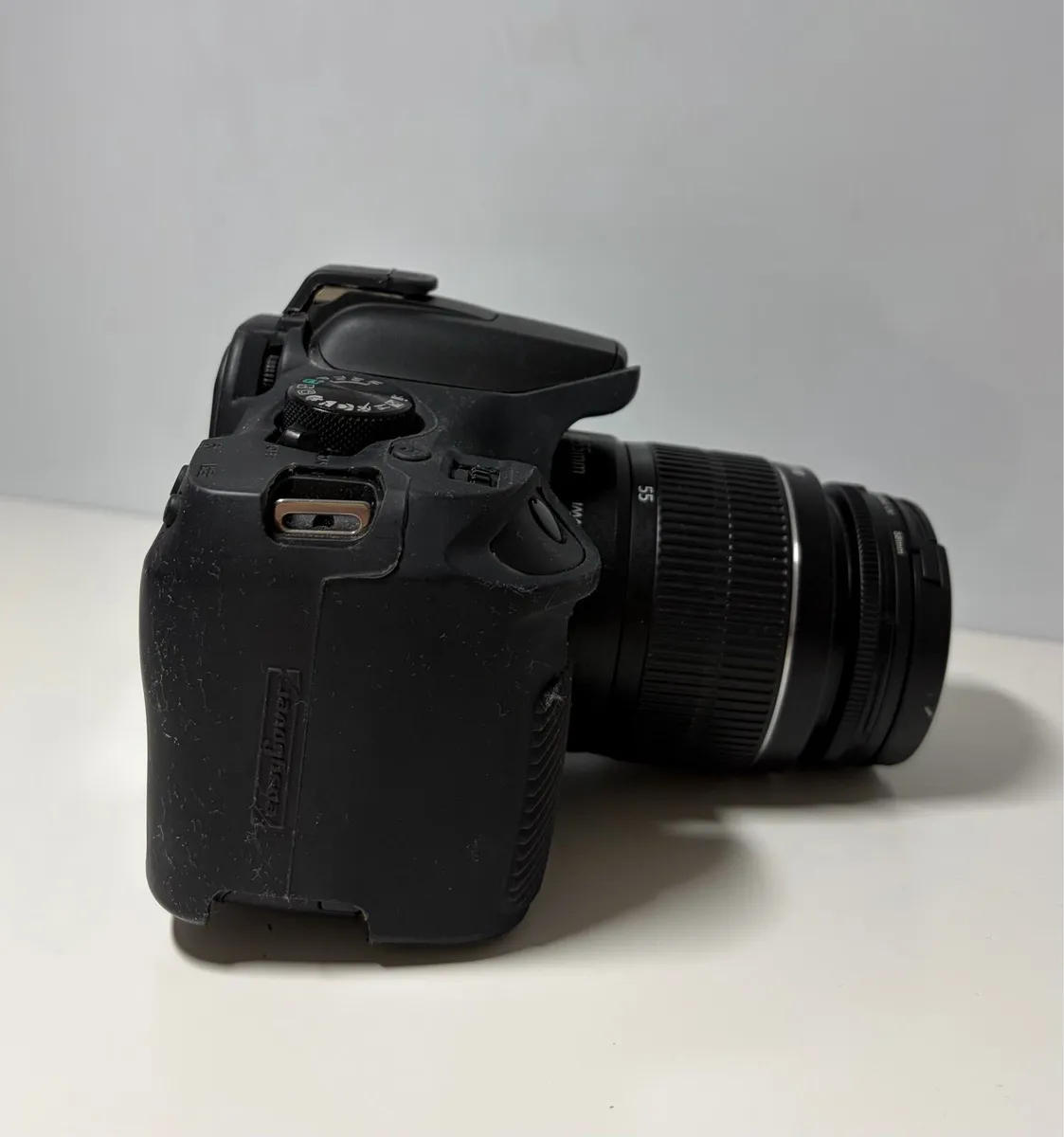 Canon EOS 1300D - Image 3