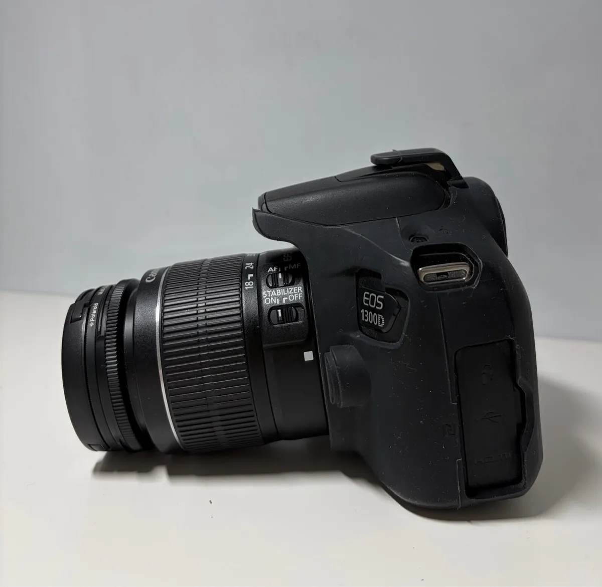 Canon EOS 1300D - Image 2