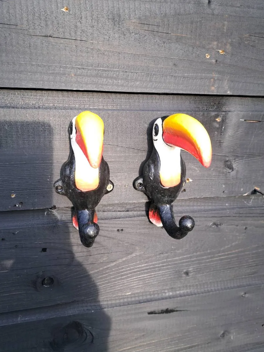 2 Guinness  toucans cast coat hangers - Image 3