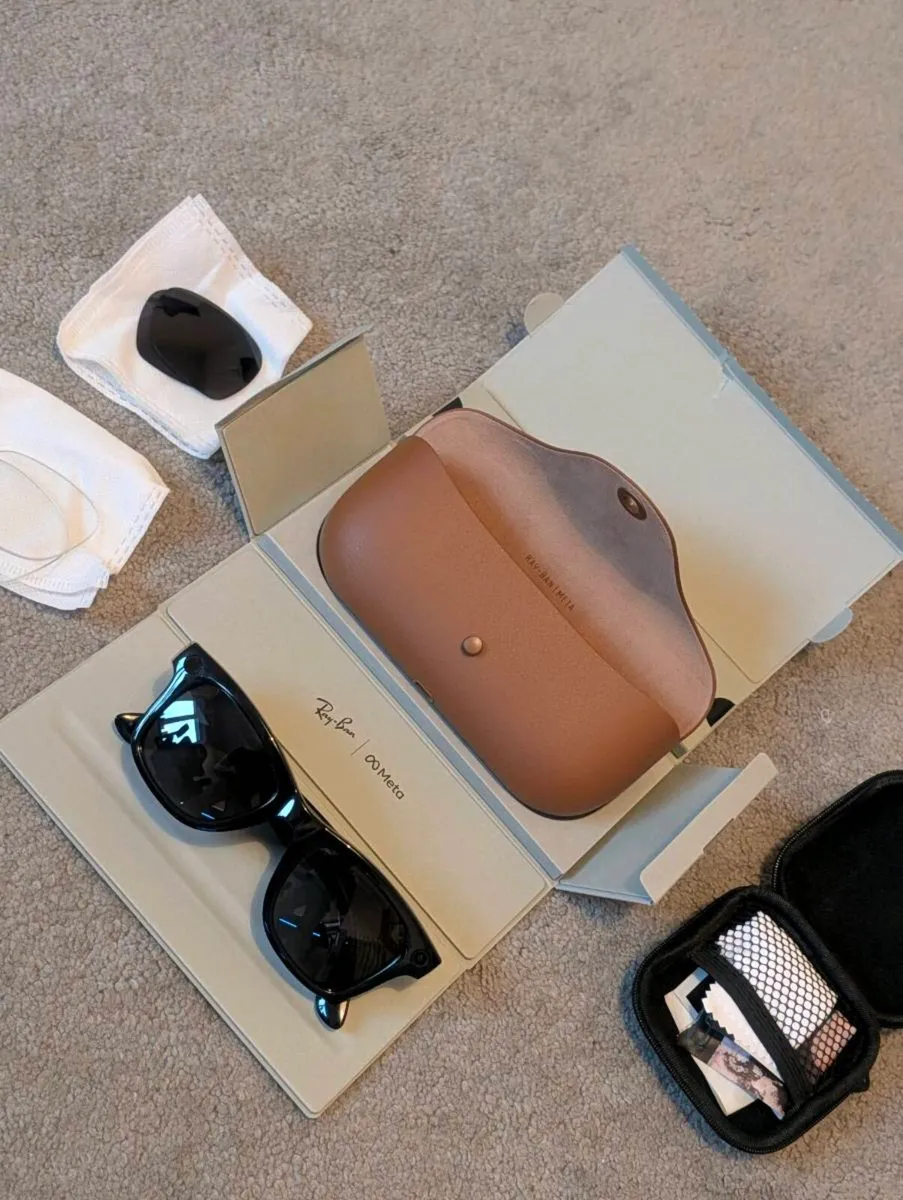 Rayban Meta Gen 2 (Gloss Black) - Image 3