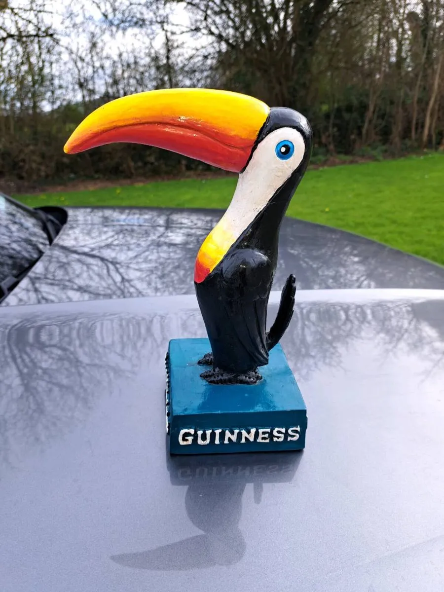 16 inches  toucan - Image 1