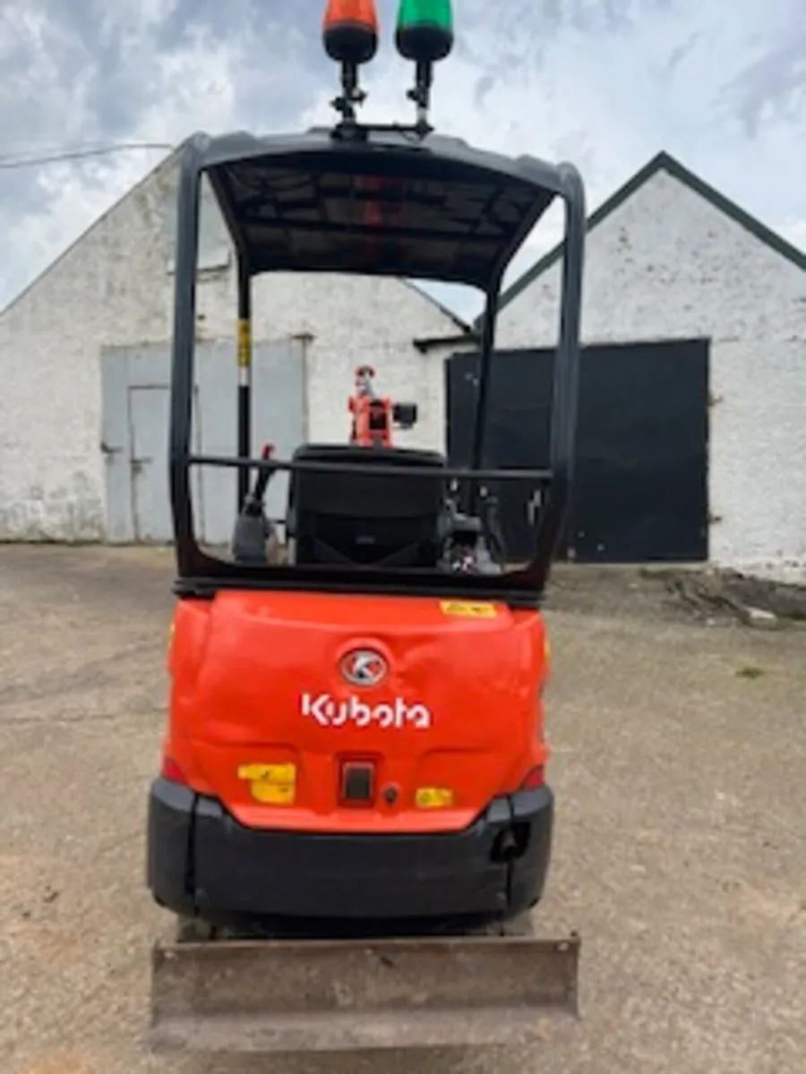 Kubota KX015-4 Mini Excavator 1.5T - Image 4