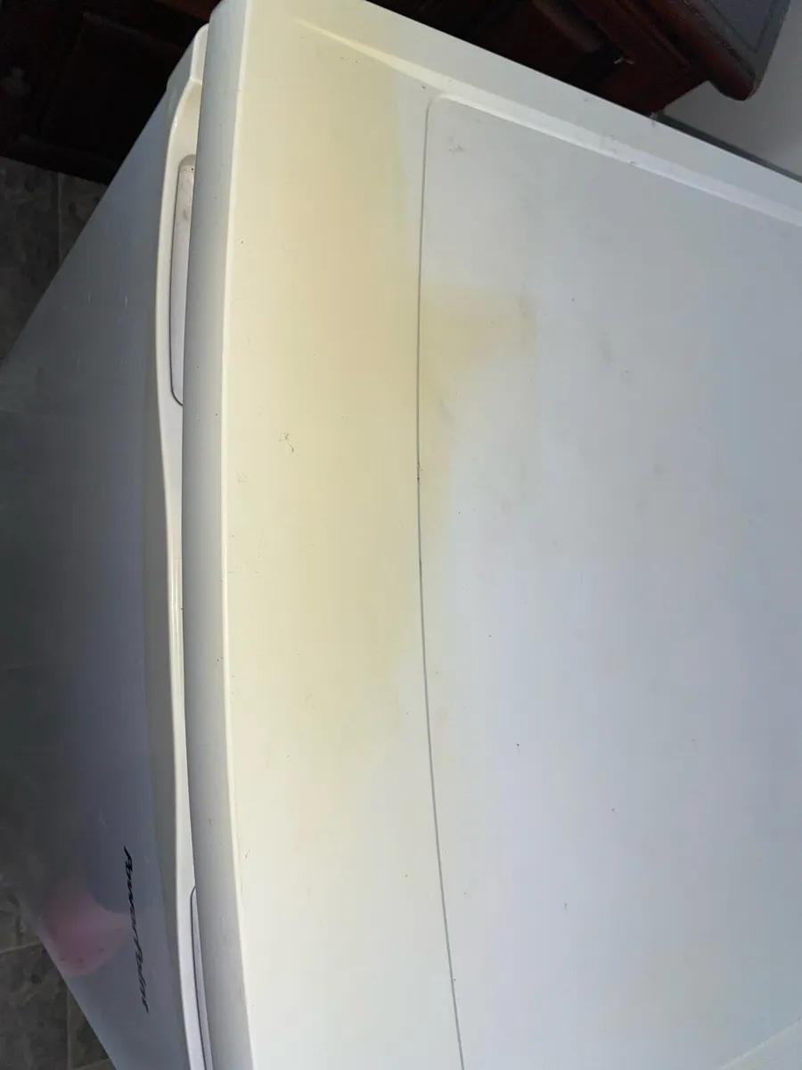 Small fridge - Image 3