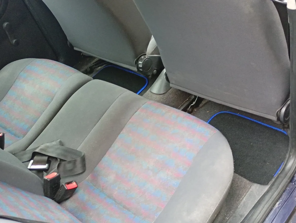 Volkswagen Polo 1996 - Image 4