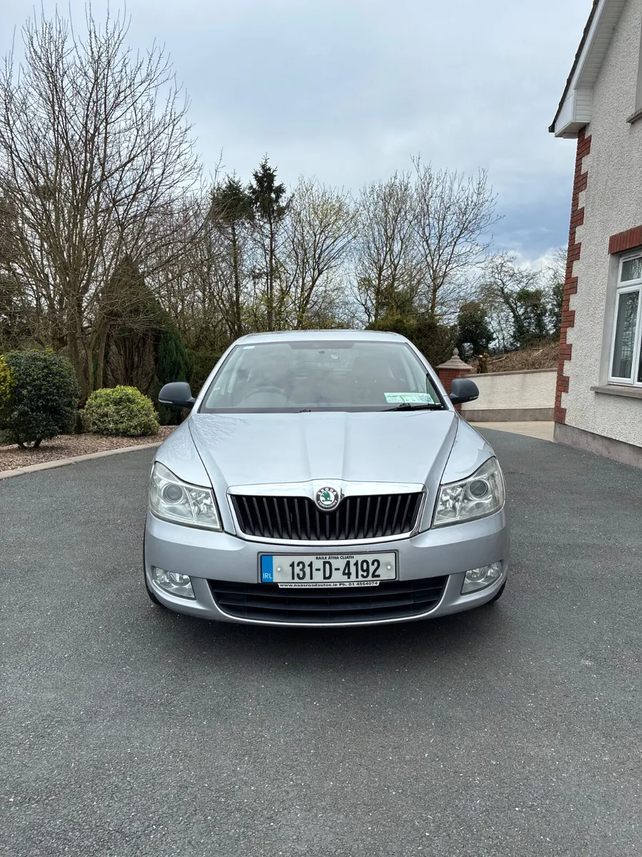 131 Skoda Octavia Active 1.2 Petrol Auto - Image 2