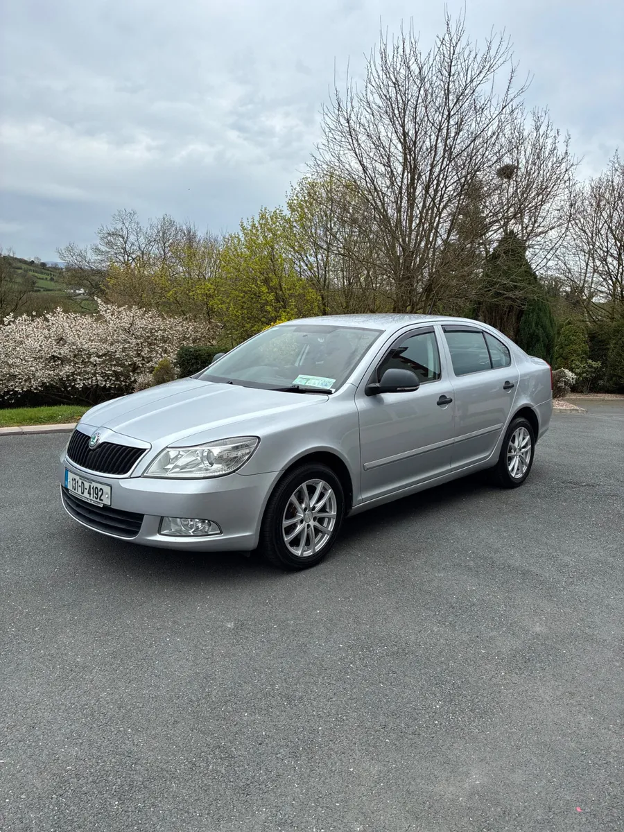 131 Skoda Octavia Active 1.2 Petrol Auto - Image 1